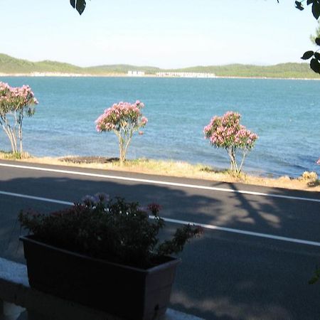 Ayvalik Dostlar Pansiyon Apartment Екстериор снимка