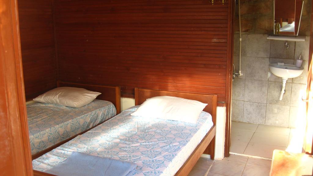 Ayvalik Dostlar Pansiyon Apartment Стая снимка